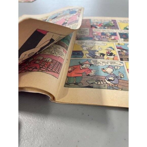 Whitman Walt Disney Uncle Scrooge No. 106 20¢ Cover 1973, 1954 Bagged Boarded - Picture 6 of 8